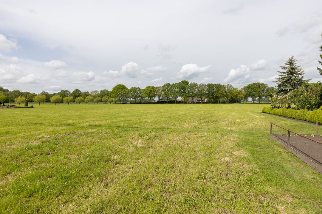 Charming Detached Farmhouse with Guest House in the Achterhoek Countryside — 46