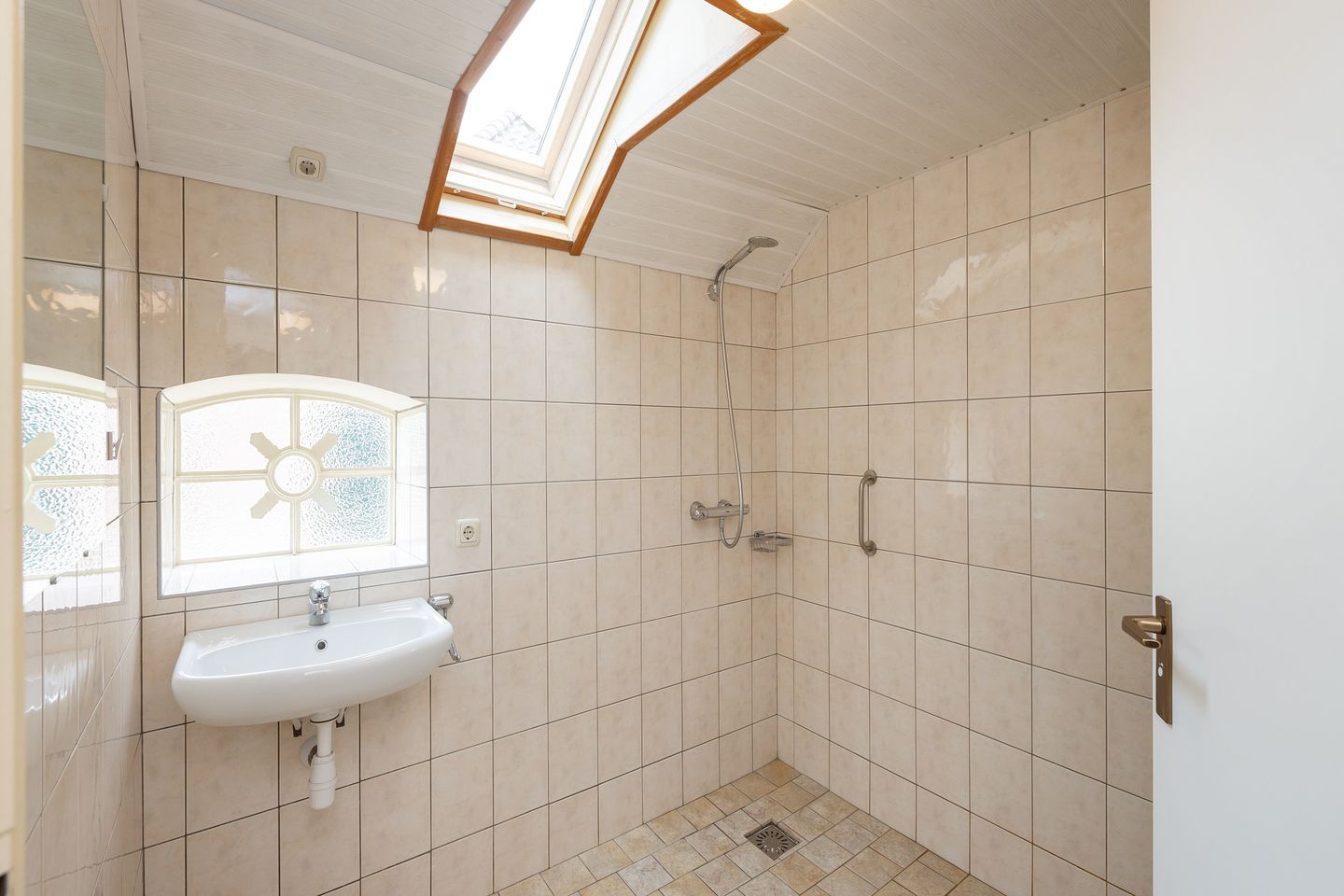Charming Detached Farmhouse with Guest House in the Achterhoek Countryside — 34