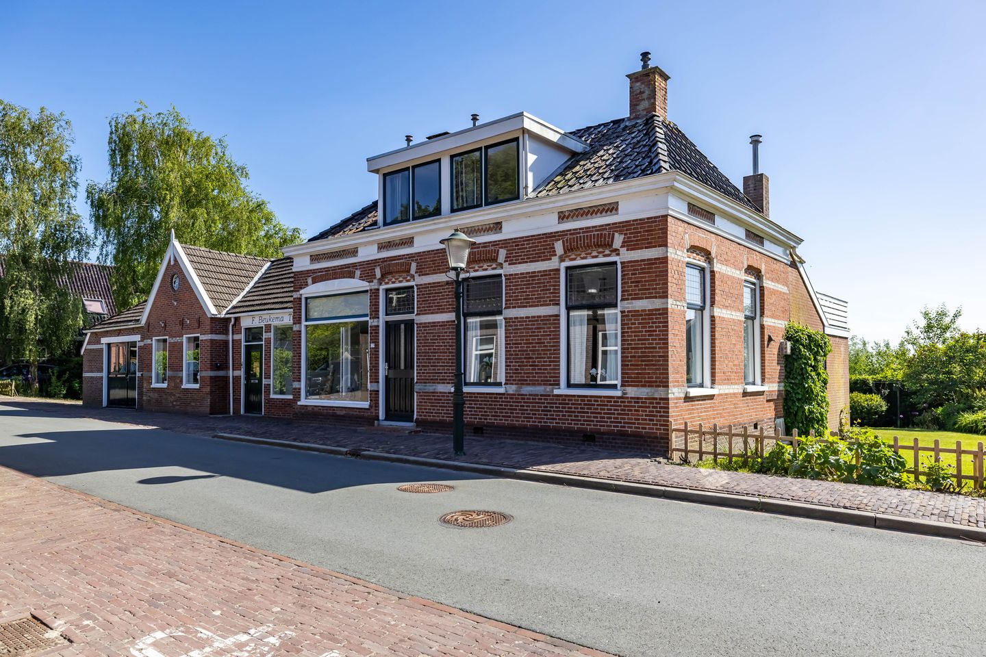 Foto 1 van Hoofdweg 27
