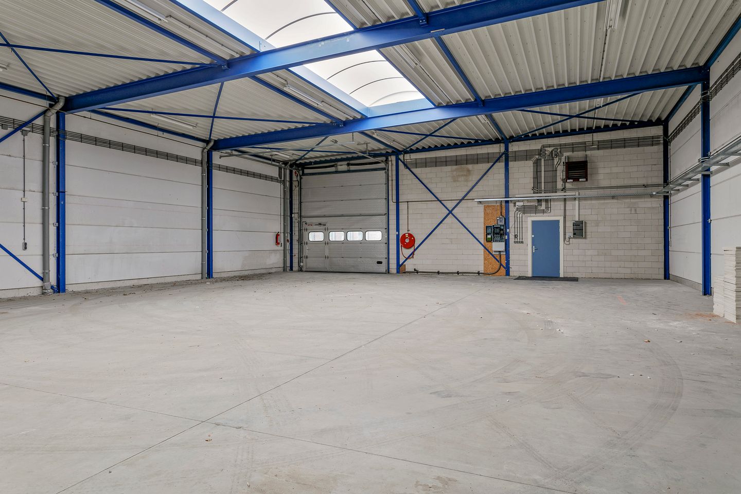 Bekijk foto 4 van Minervum 7068-A