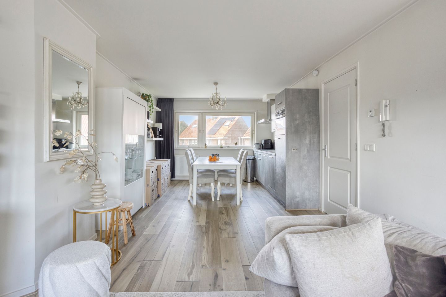 Charming Maisonnette in the Heart of Grave — 10
