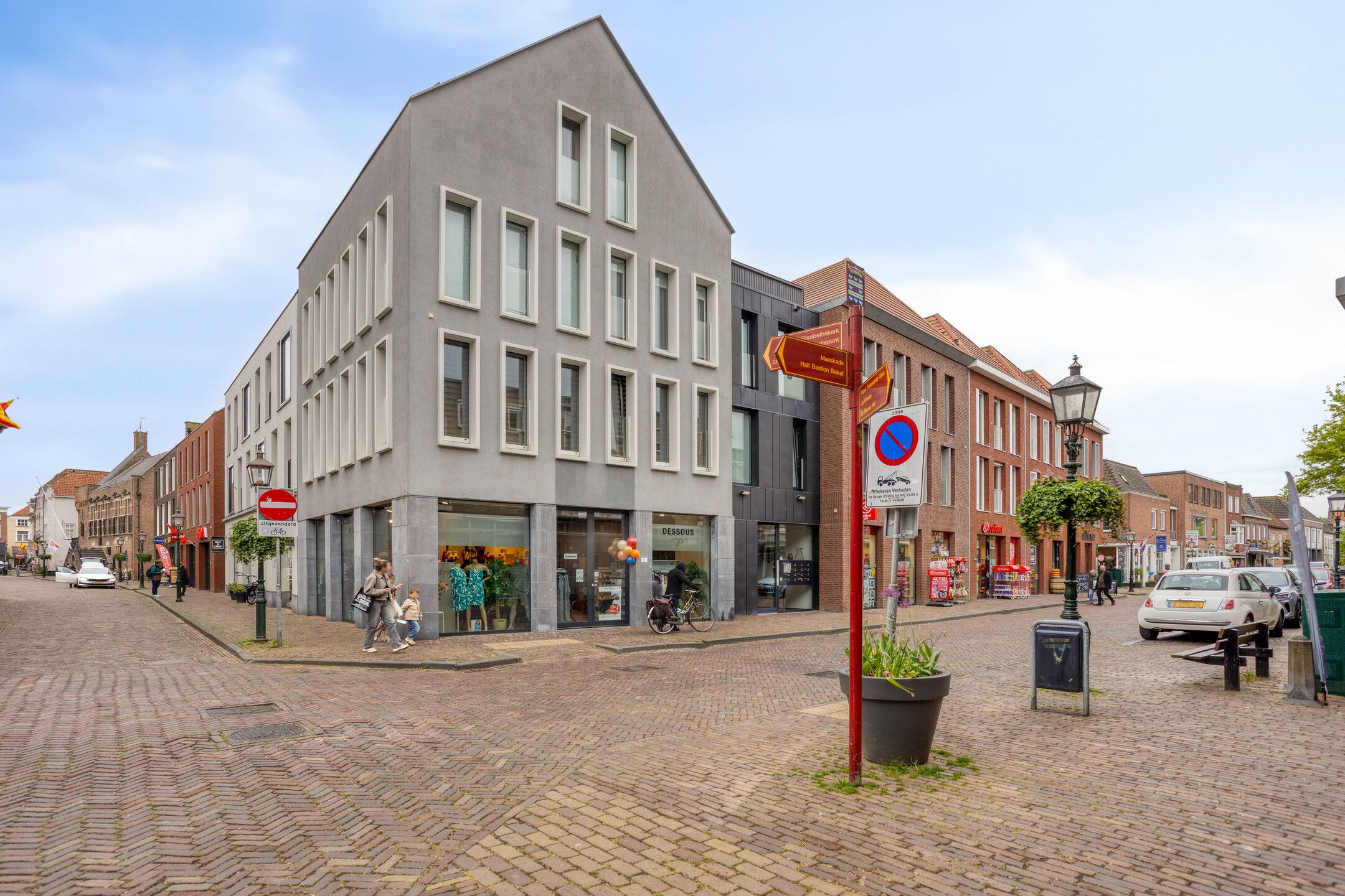 Charming Maisonnette in the Heart of Grave — 24