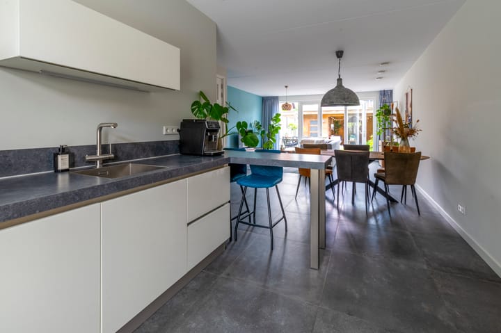 Tussenwoning te koop: Blokakker 12, Udenhout