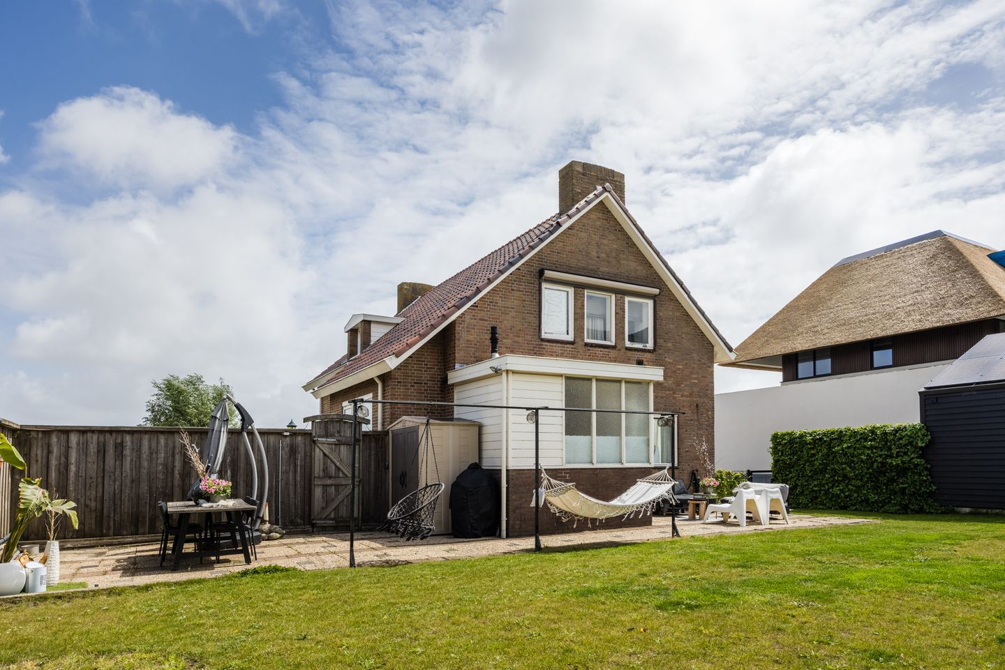 Detached Waterfront Residence with Spacious Garden in 's-Gravenzande — 35