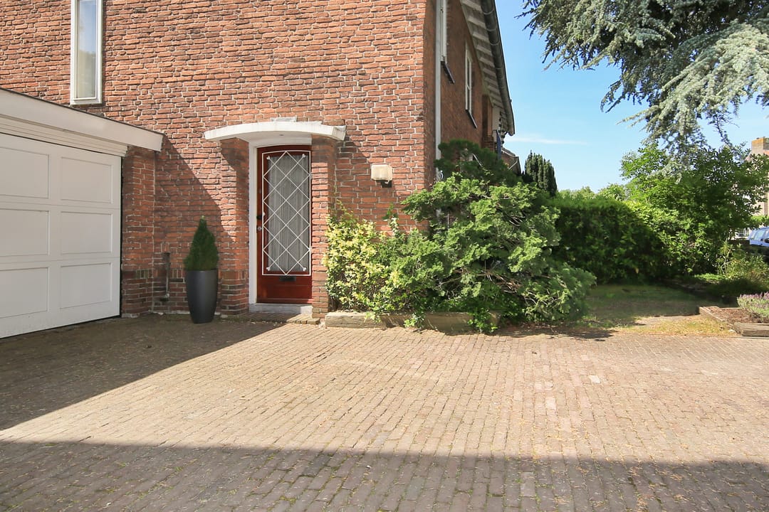 Photo 32 of Fokkerstraat 14