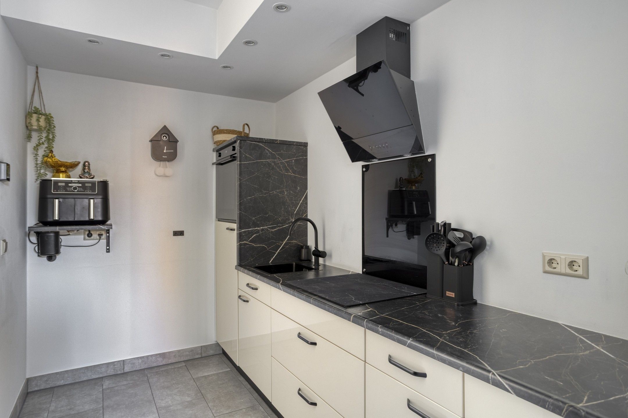 Modernized Corner Home with Luxury Finishes in Tilburg Oud-Zuid — 18