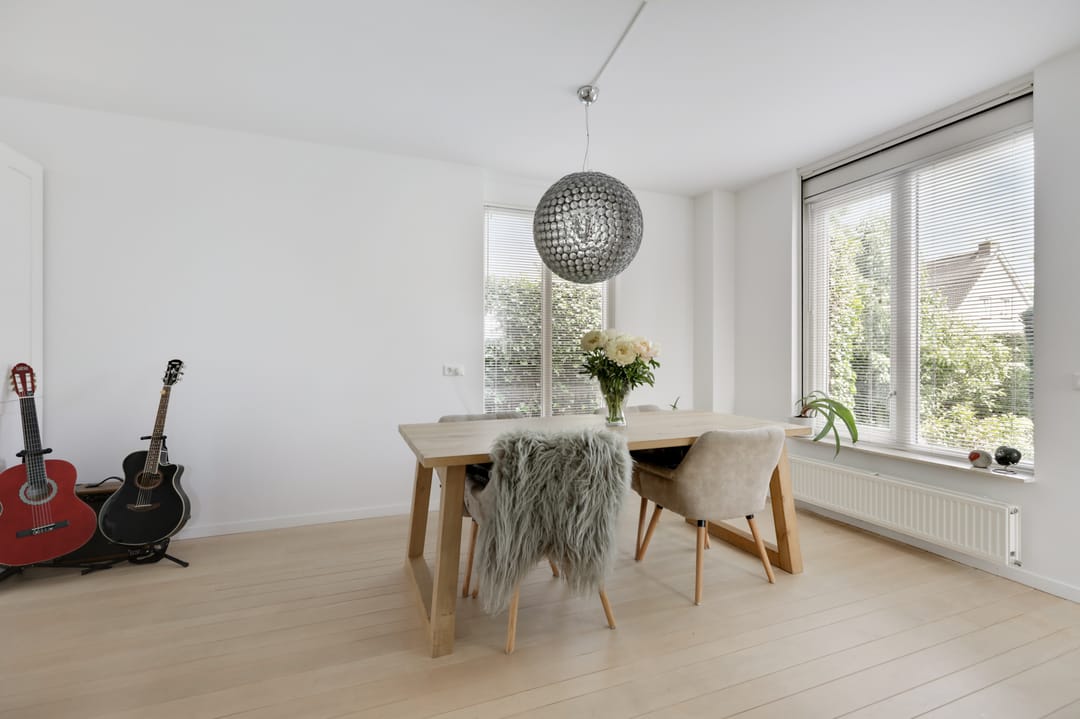 Spacious Semi-Detached Family Home with Garage in Dichteren — 28