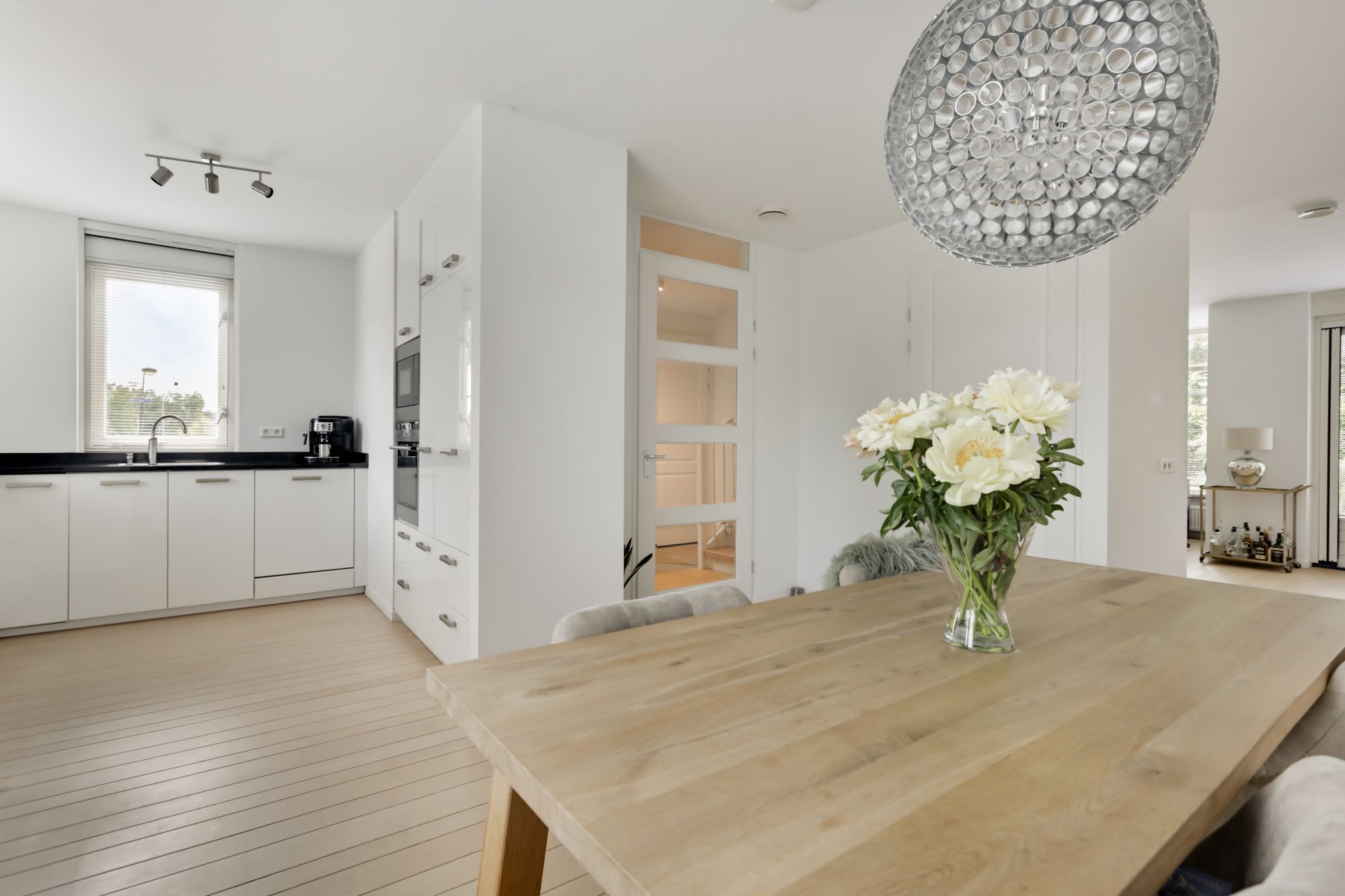 Spacious Semi-Detached Family Home with Garage in Dichteren — 30