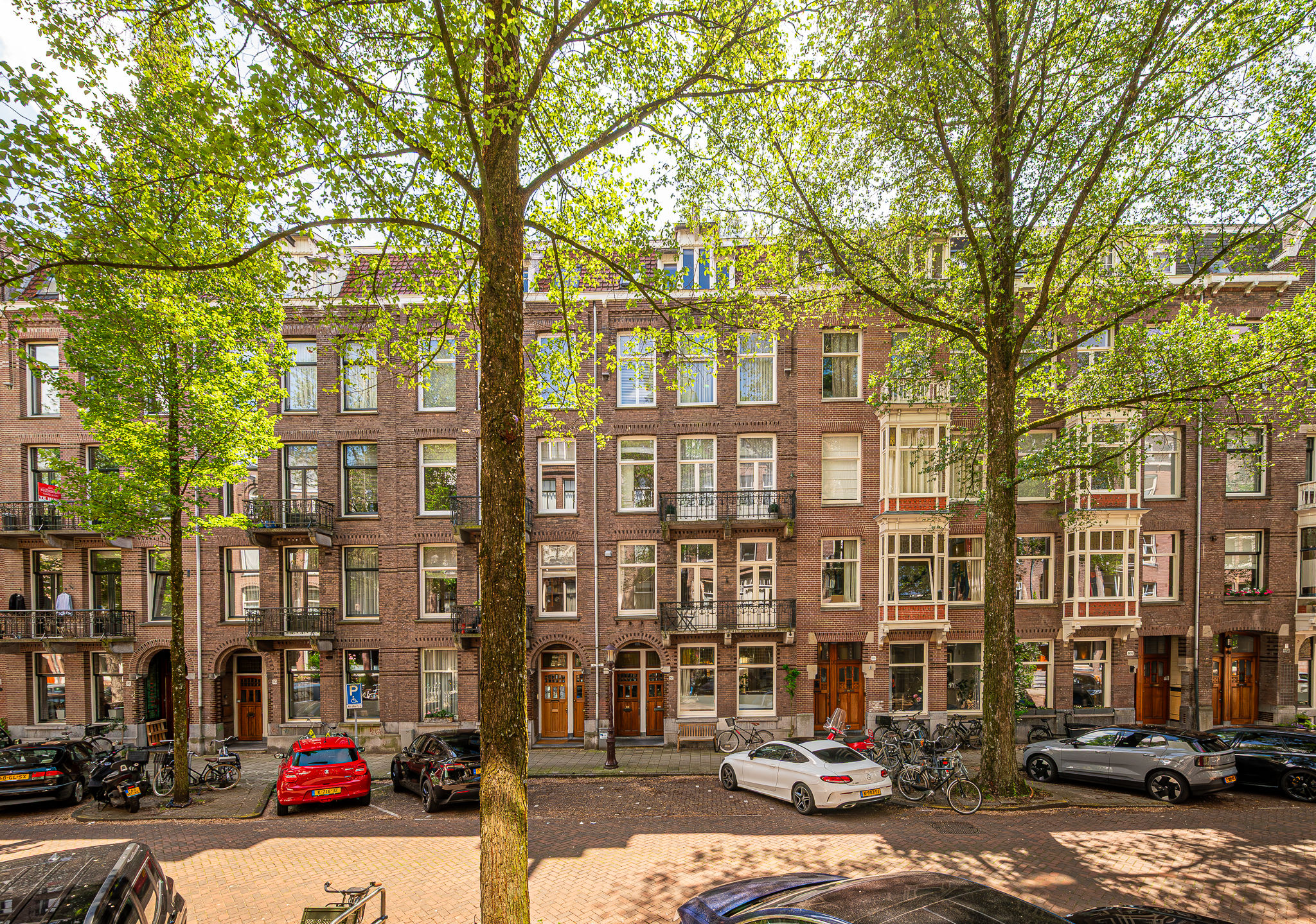 Photo 75 of Frans van Mierisstraat 97-2