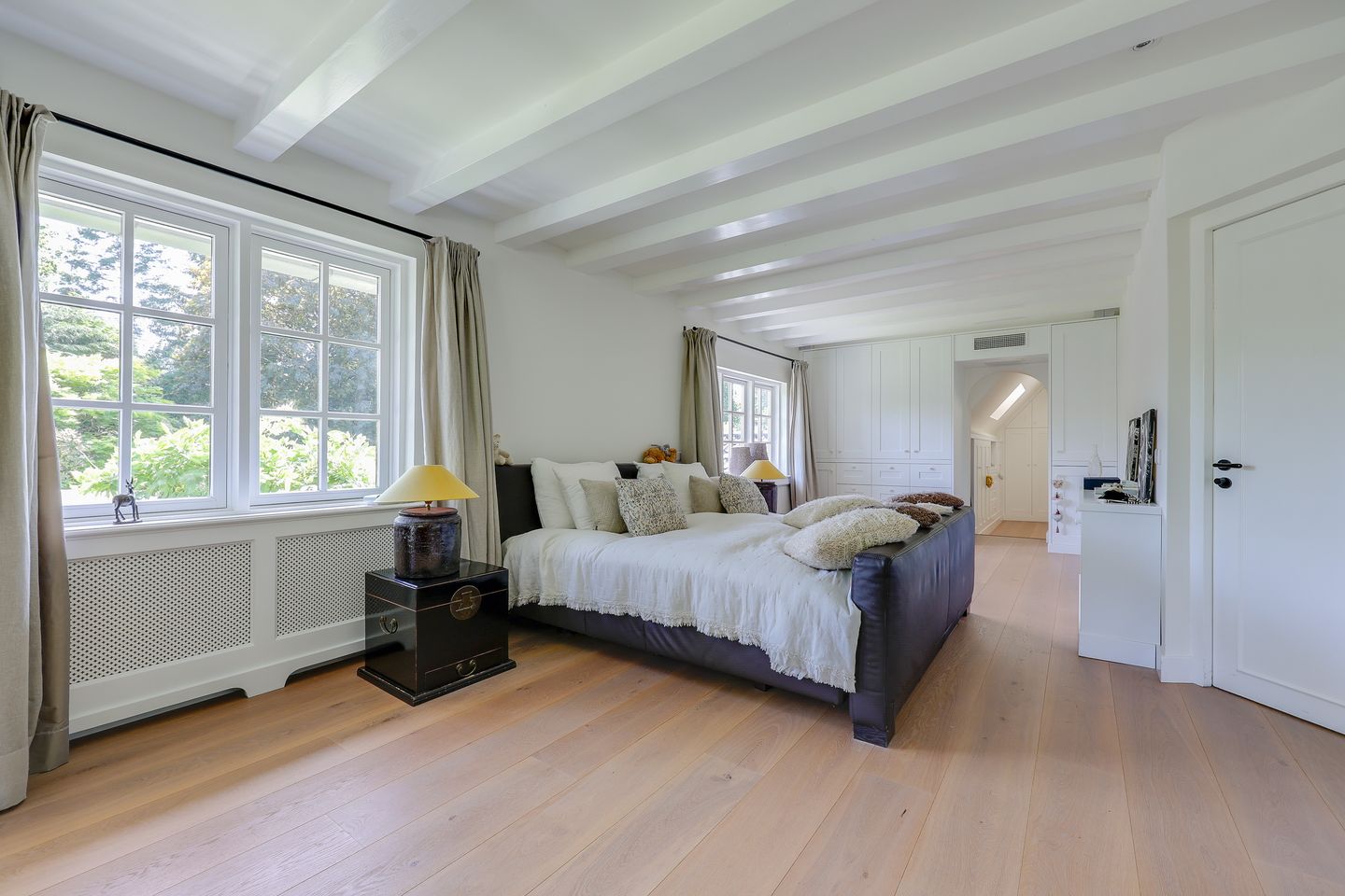 Characterful 1927 Villa with Guesthouse in Blaricum's Golden Triangle — 20