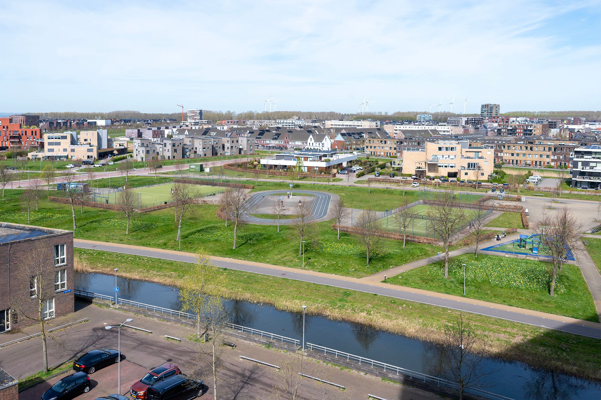 Corner Apartment with Park View in Almere Poort — 18