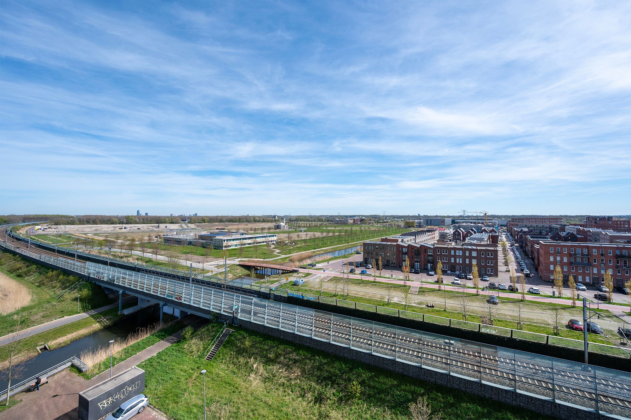 Corner Apartment with Park View in Almere Poort — 21