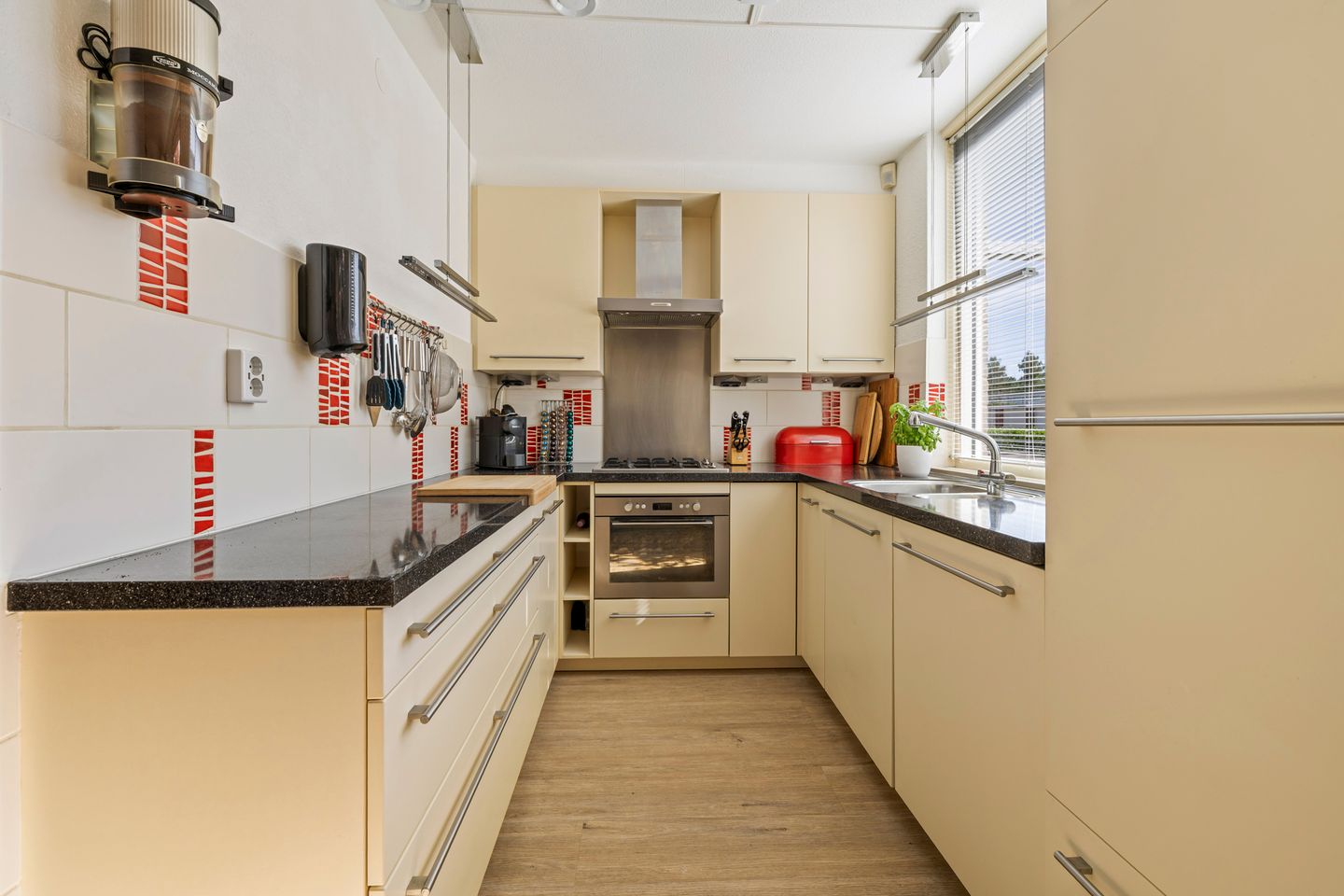 Spacious Semi-Detached Family Home with Energy Label A in Historic Weesp — 10