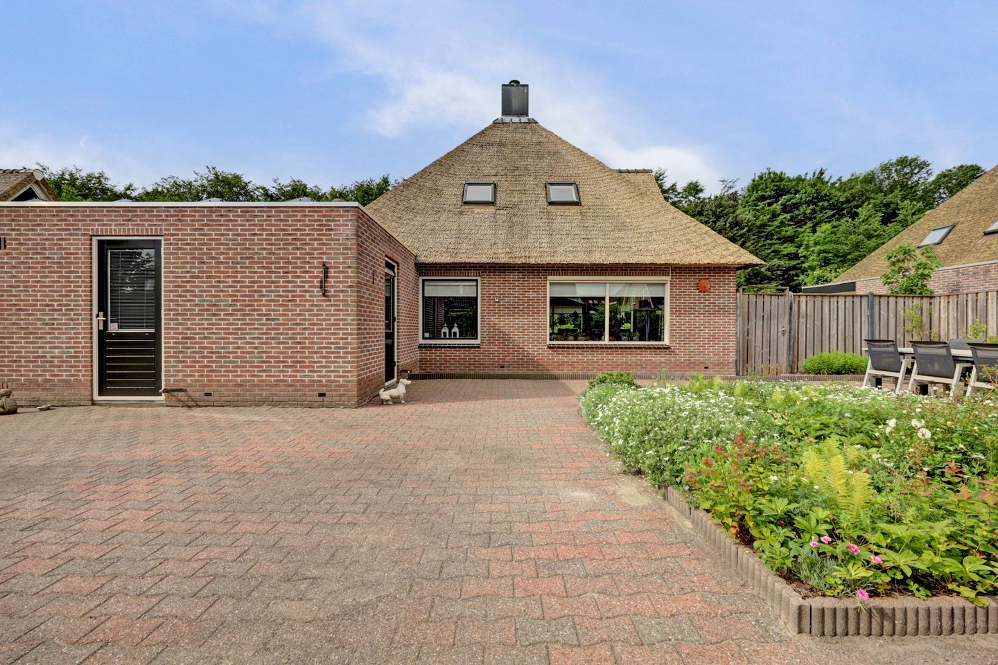 Foto 40 van Zwanebloem 62