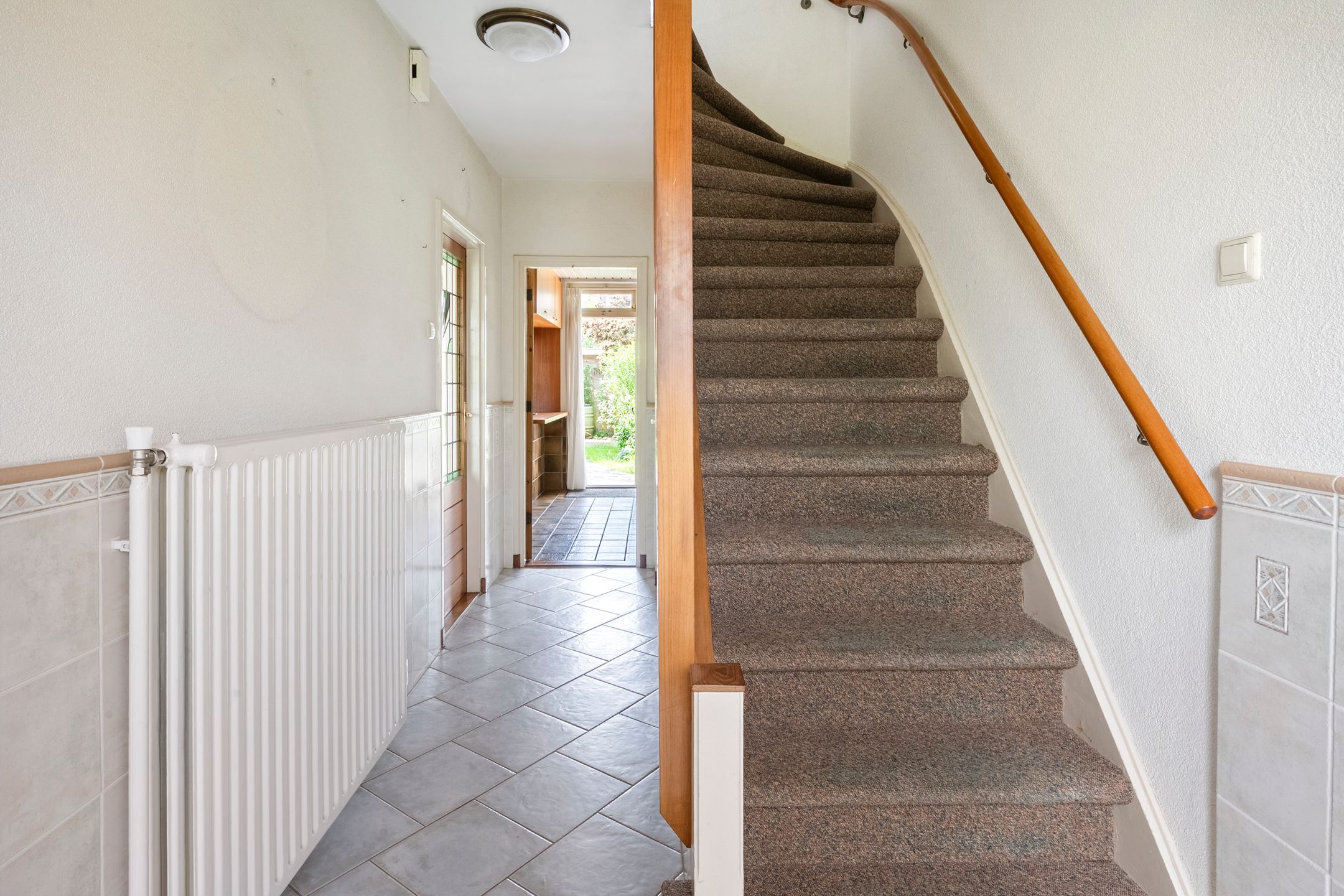Spacious Six-Bedroom Family Home with South-Facing Garden in Oosterduinkwartier — 21
