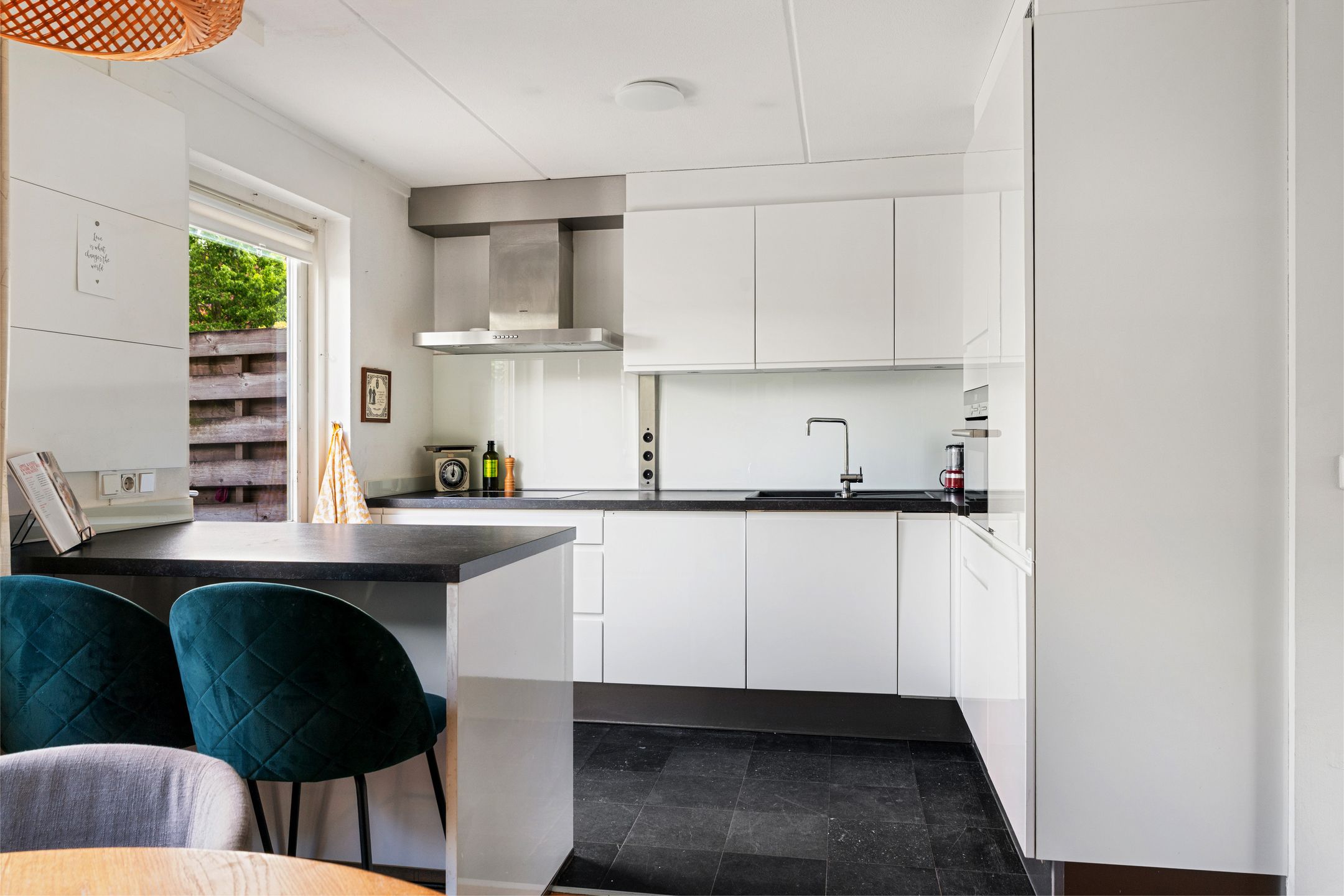 Photo 15 of Colmarstraat 104