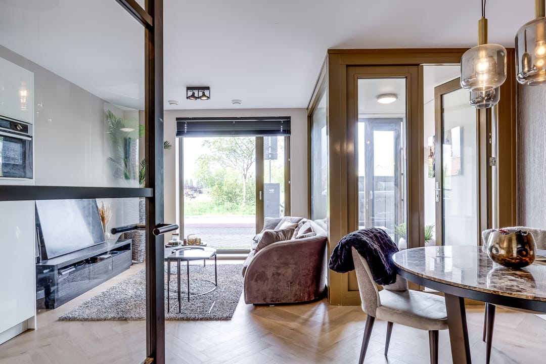 Modern Ground-Floor Apartment with Private Patio and Parking in Leeuwesteyn — 7