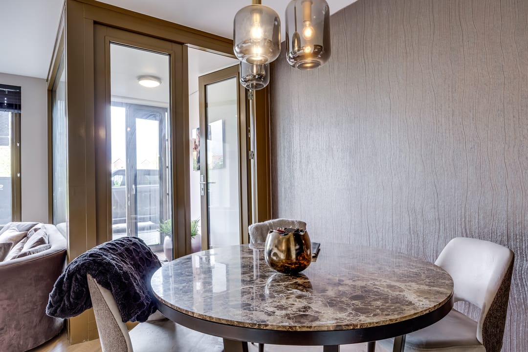 Modern Ground-Floor Apartment with Private Patio and Parking in Leeuwesteyn — 8