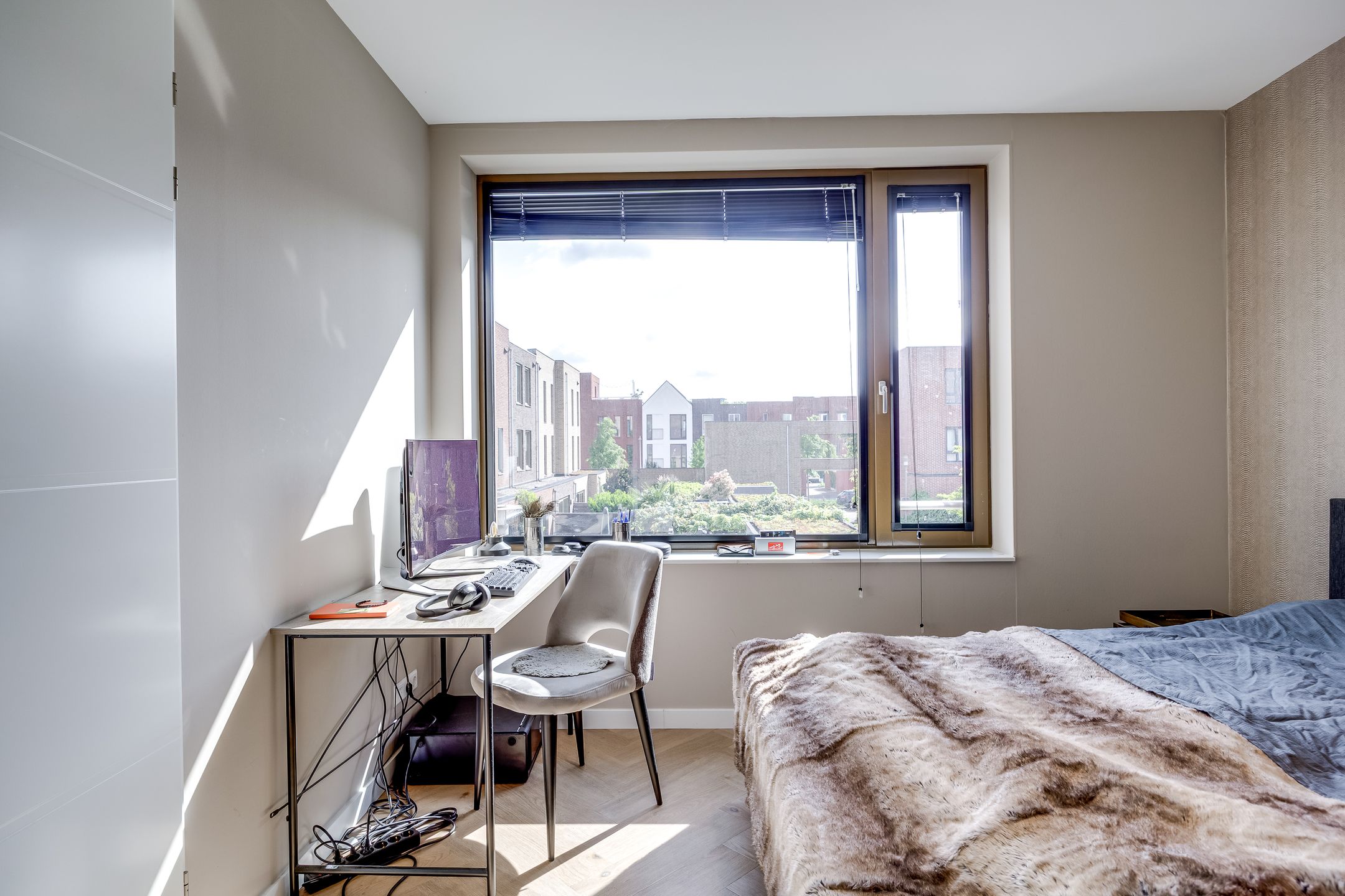 Modern Ground-Floor Apartment with Private Patio and Parking in Leeuwesteyn — 18