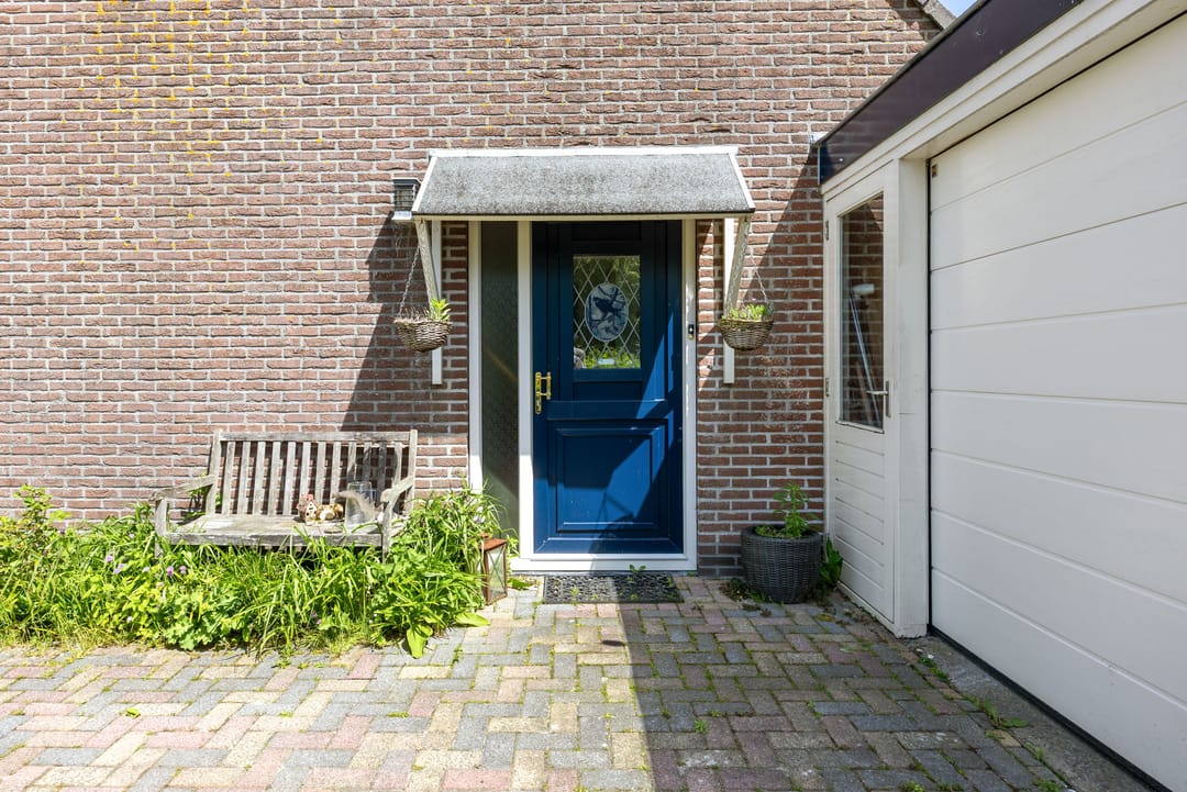 Semi-detached home with solar panels and south-facing garden in peaceful Peins — 16