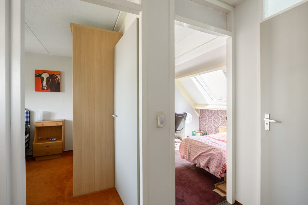 Semi-detached home with solar panels and south-facing garden in peaceful Peins — 38