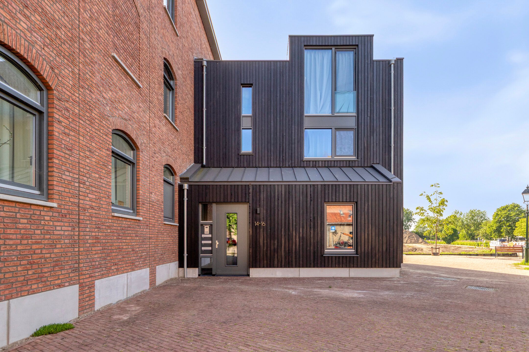 Modern Ground Floor Apartment with Water Views in Historic Oudewater — 15