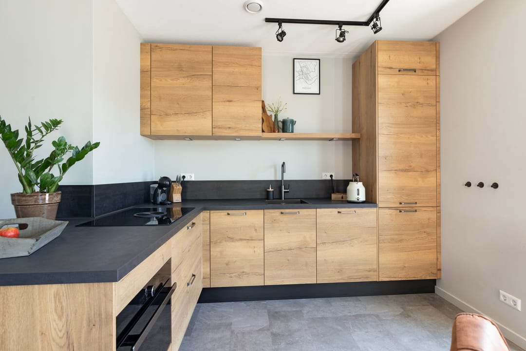 Modern Ground Floor Apartment with Water Views in Historic Oudewater — 7