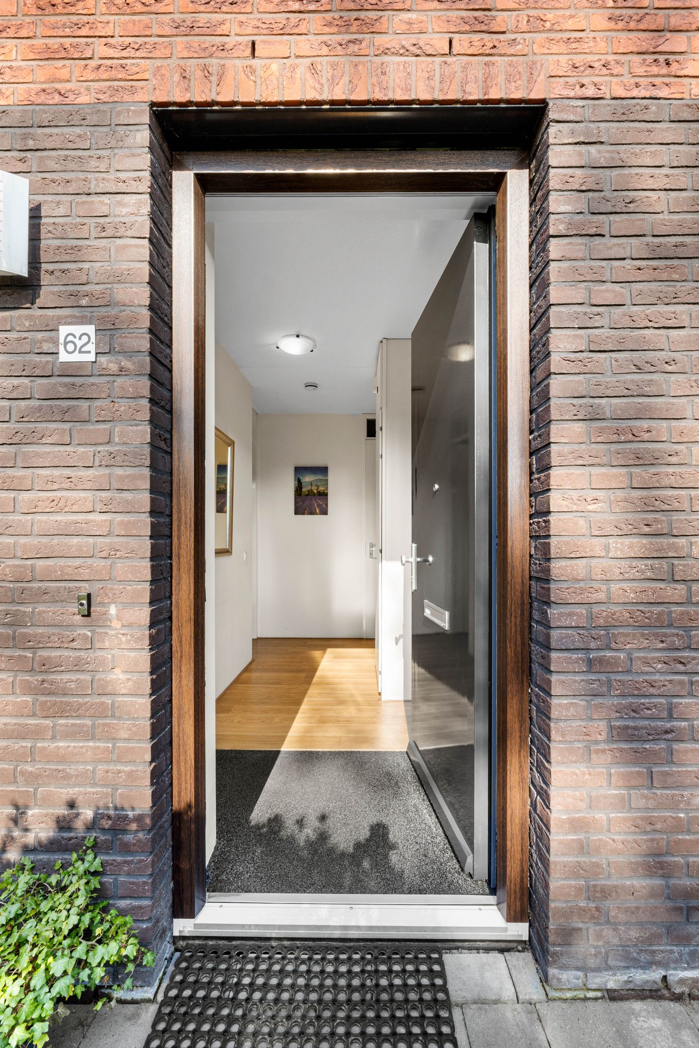 Spacious Ground Floor Corner Apartment with Large Garden in Epe Center — 10