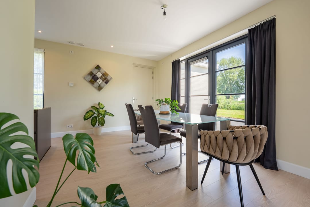 Luxury Energy-Neutral Villa with Expansive Garden in Oosterwold — 16