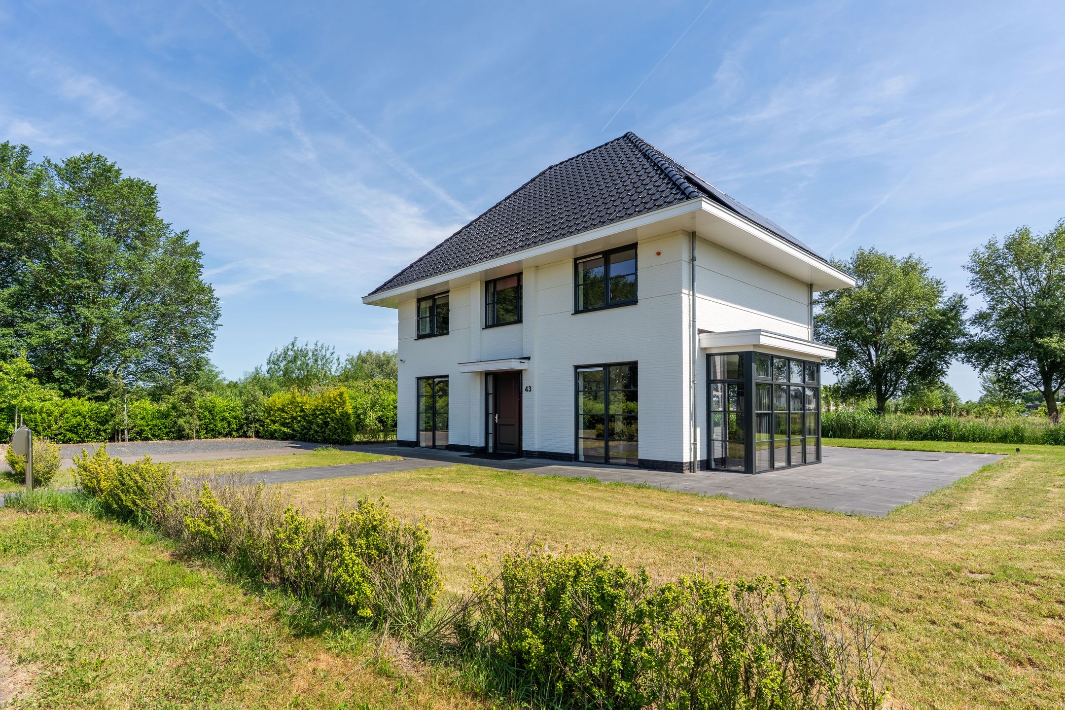 Luxury Energy-Neutral Villa with Expansive Garden in Oosterwold — 57