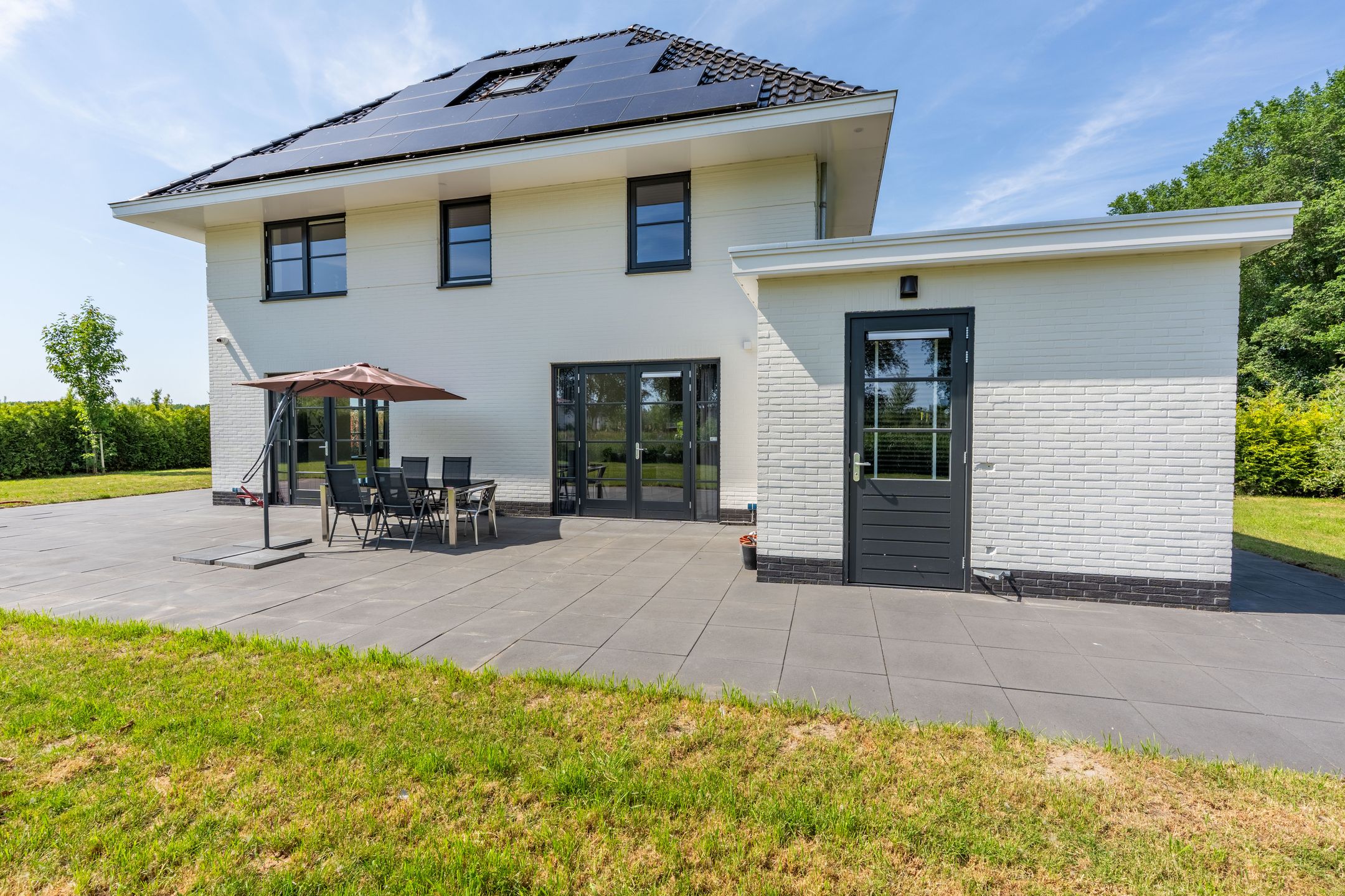 Luxury Energy-Neutral Villa with Expansive Garden in Oosterwold — 60