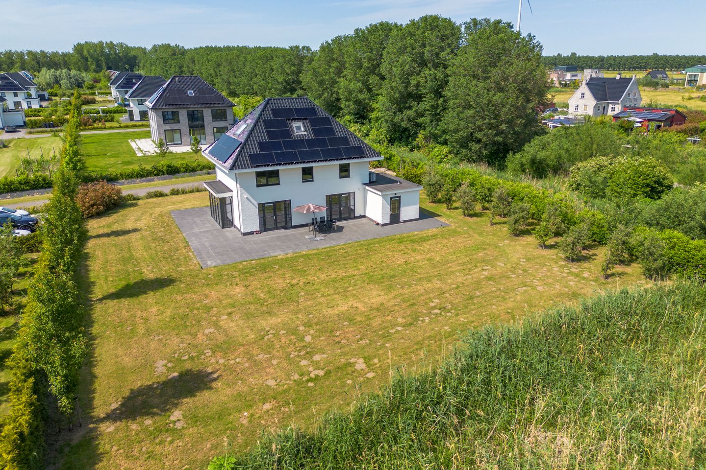 Luxury Energy-Neutral Villa with Expansive Garden in Oosterwold — 65