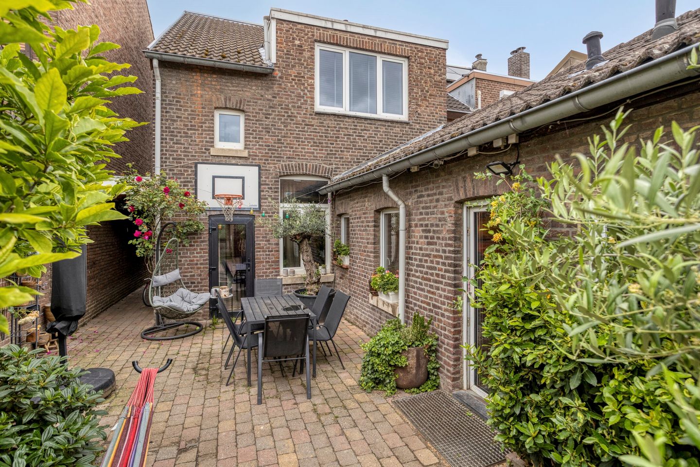 Photo 4 of Dolmansstraat 35