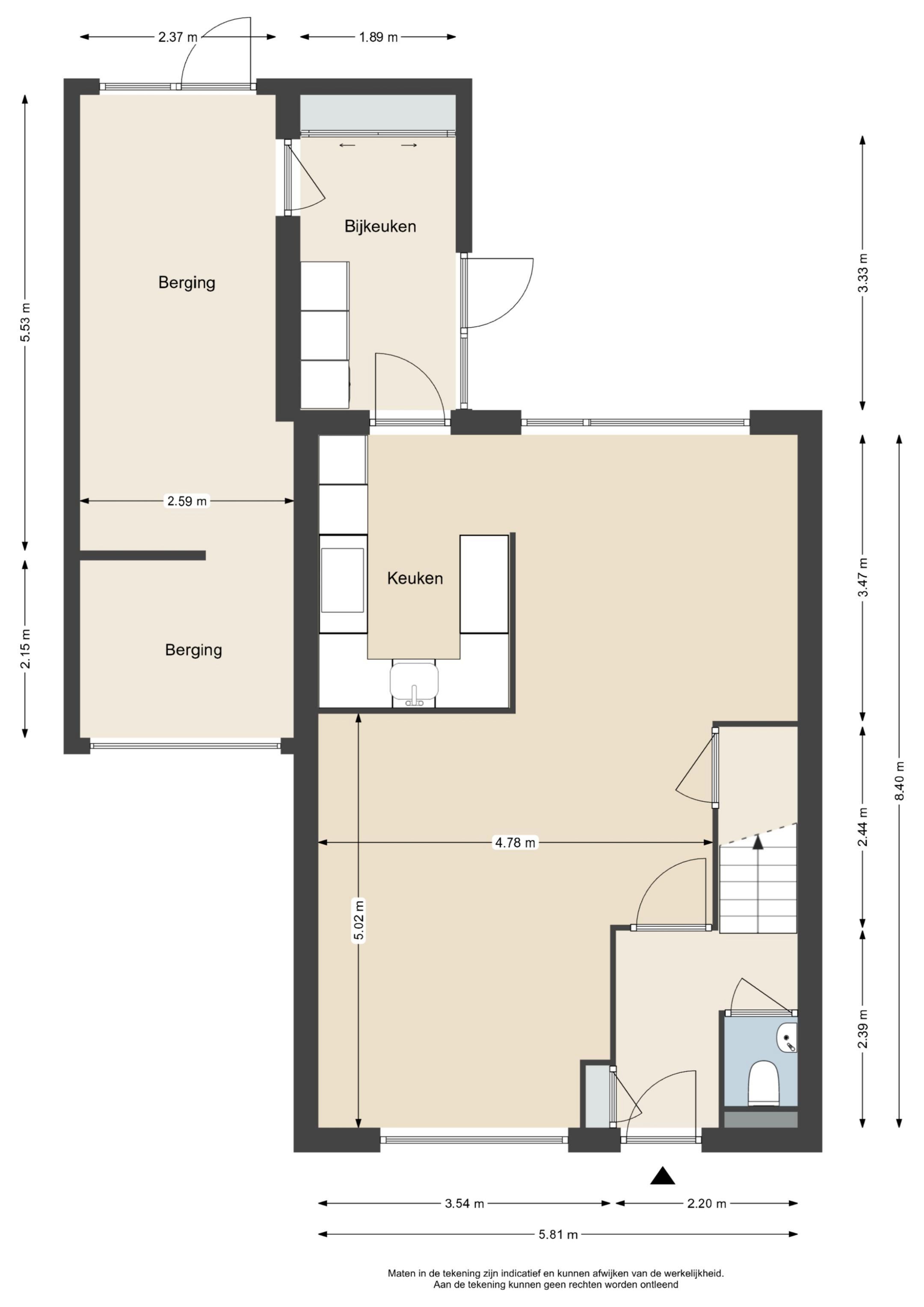 Spacious Corner Family Home with Solar Panels and Modern Comforts — 39