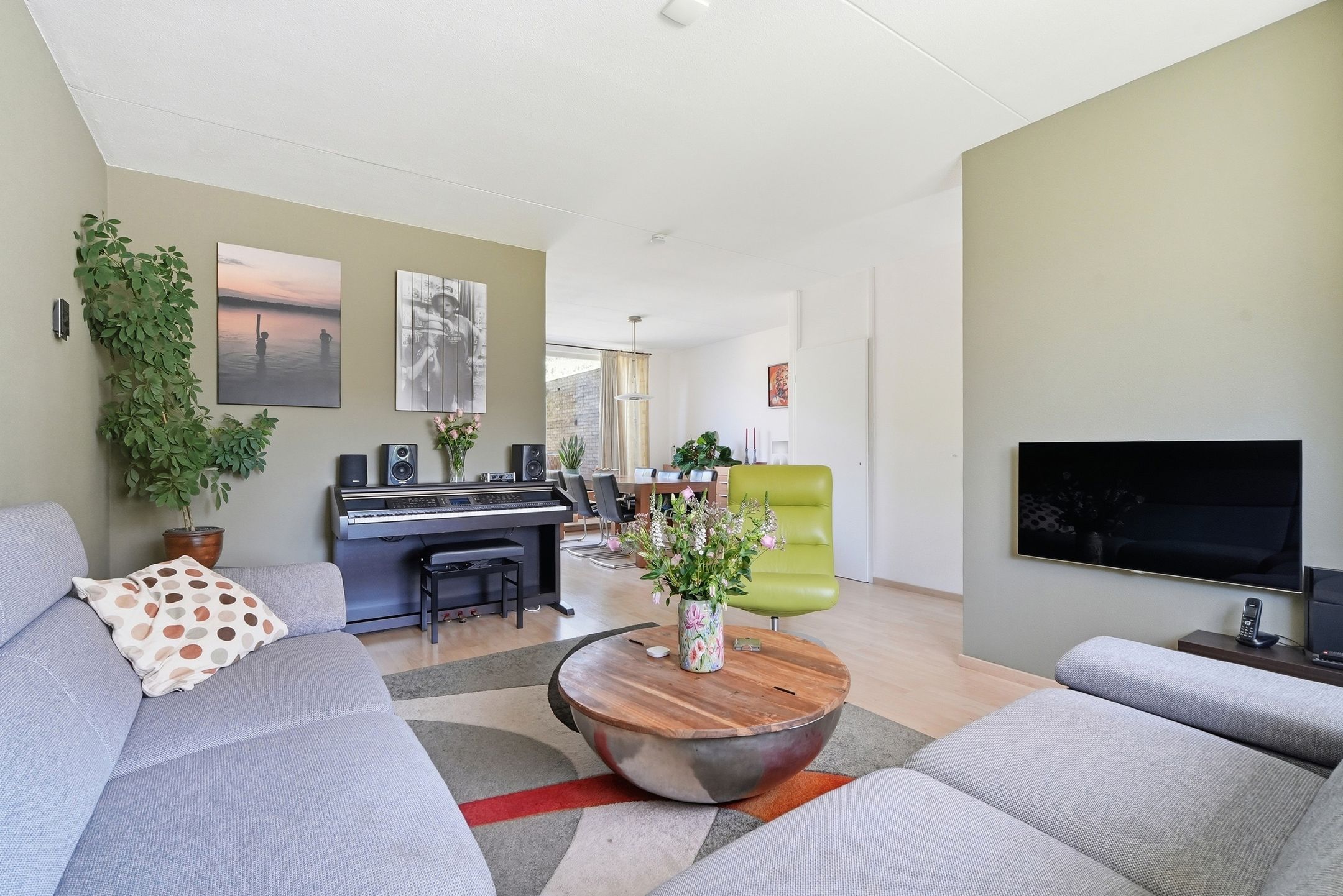 Spacious Corner Family Home with Solar Panels and Modern Comforts — 9