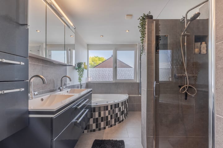 Foto 4 van Hertog Eduardstraat 24