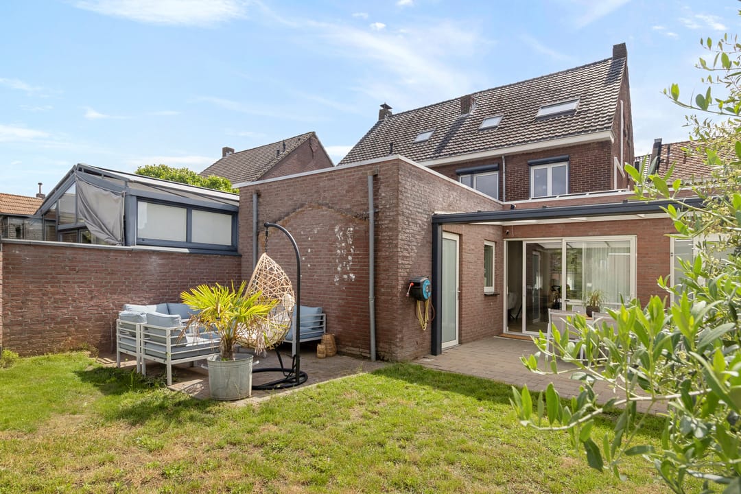 Photo 38 of Grotestraat 5