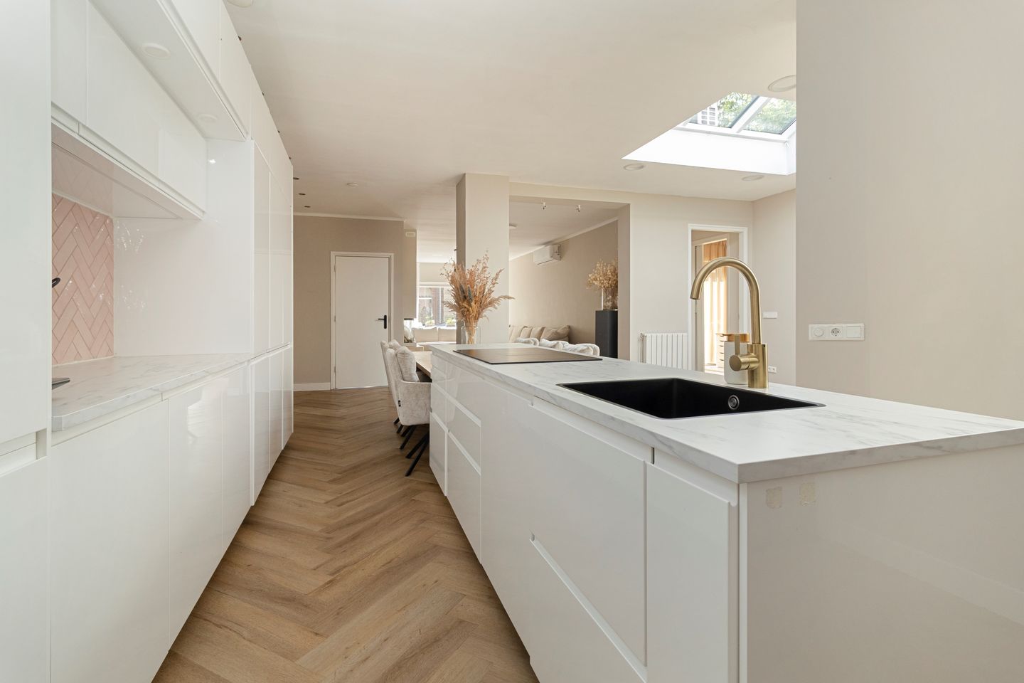 Photo 4 of Grotestraat 5
