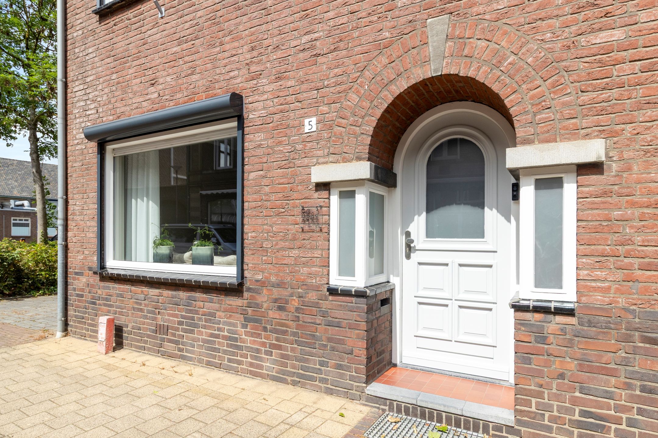 Photo 42 of Grotestraat 5