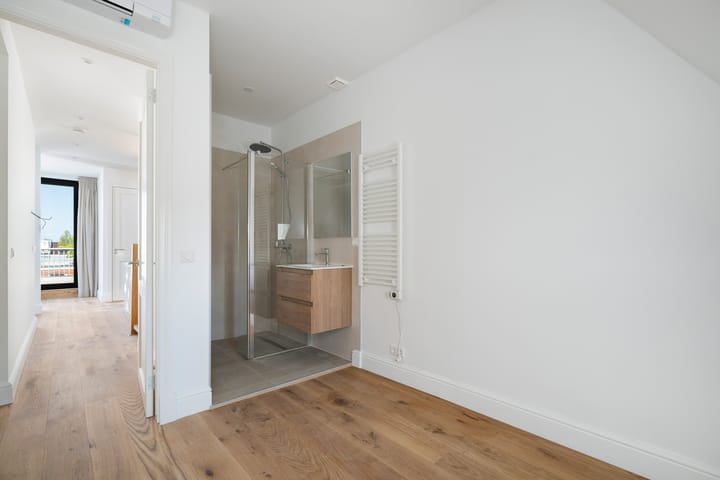 Appartement te huur: De Lairessestraat 84-4, Amsterdam