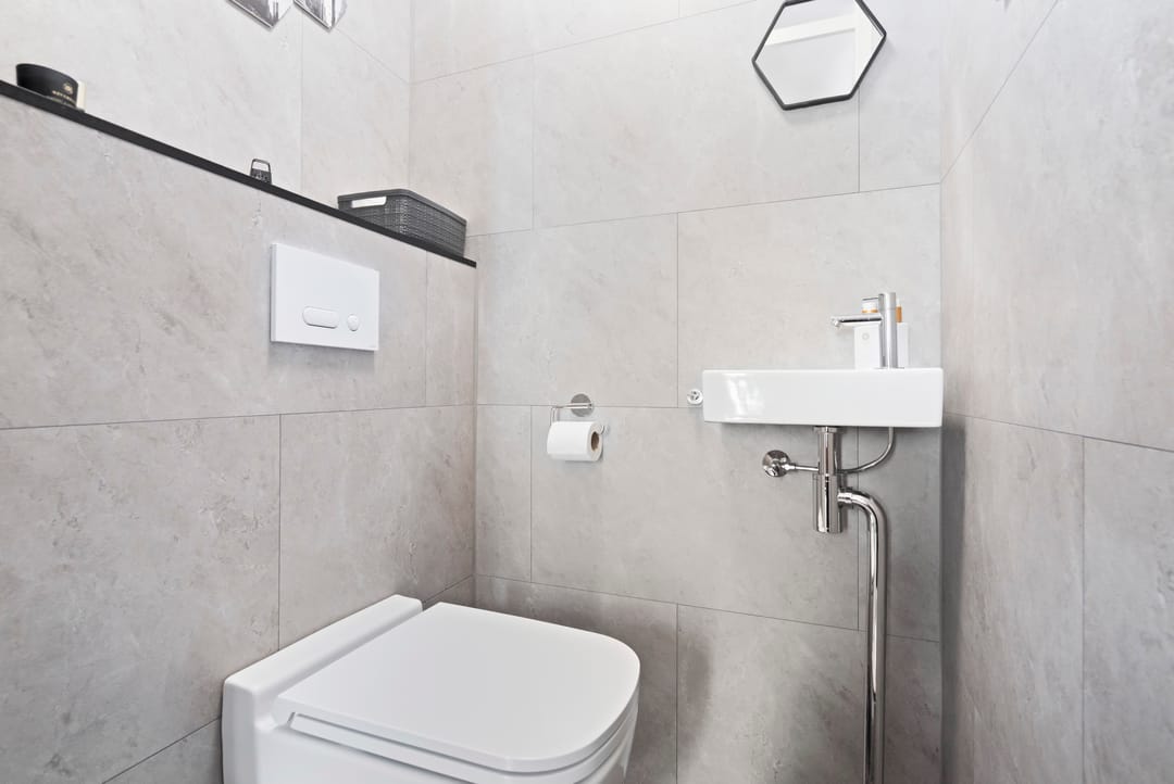 Spacious Sunlit Townhouse in Oosterheem Near Amenities — 8