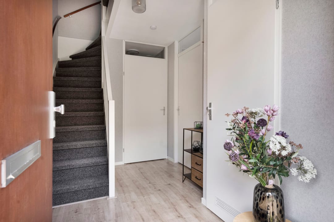 Spacious Sunlit Townhouse in Oosterheem Near Amenities — 7
