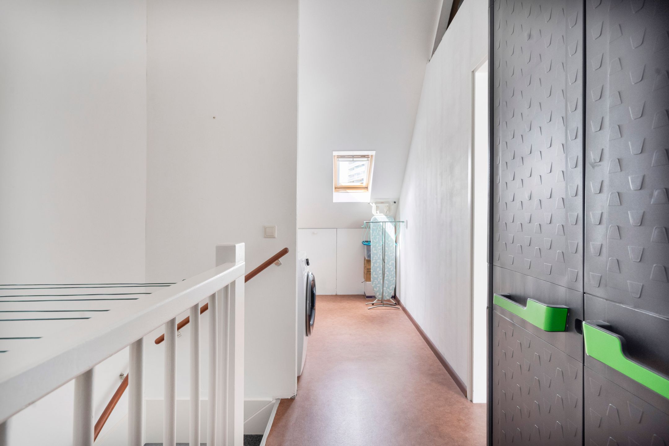 Spacious Sunlit Townhouse in Oosterheem Near Amenities — 30