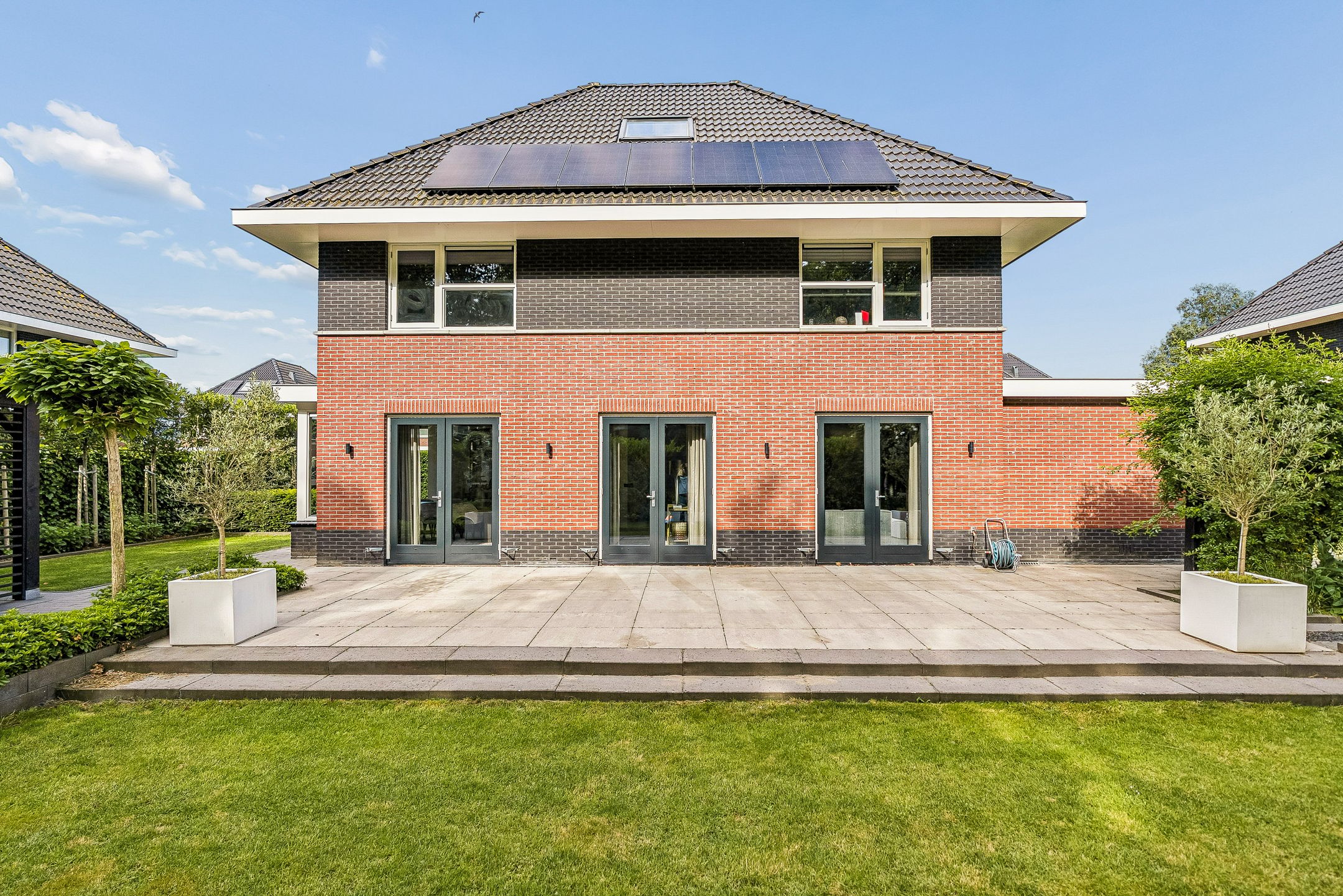 Modern Detached Villa with Forest Views and Solar Panels in Lelystad — 39