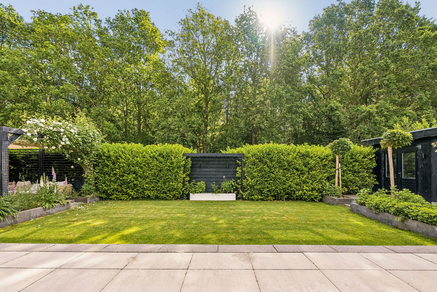 Modern Detached Villa with Forest Views and Solar Panels in Lelystad — 40