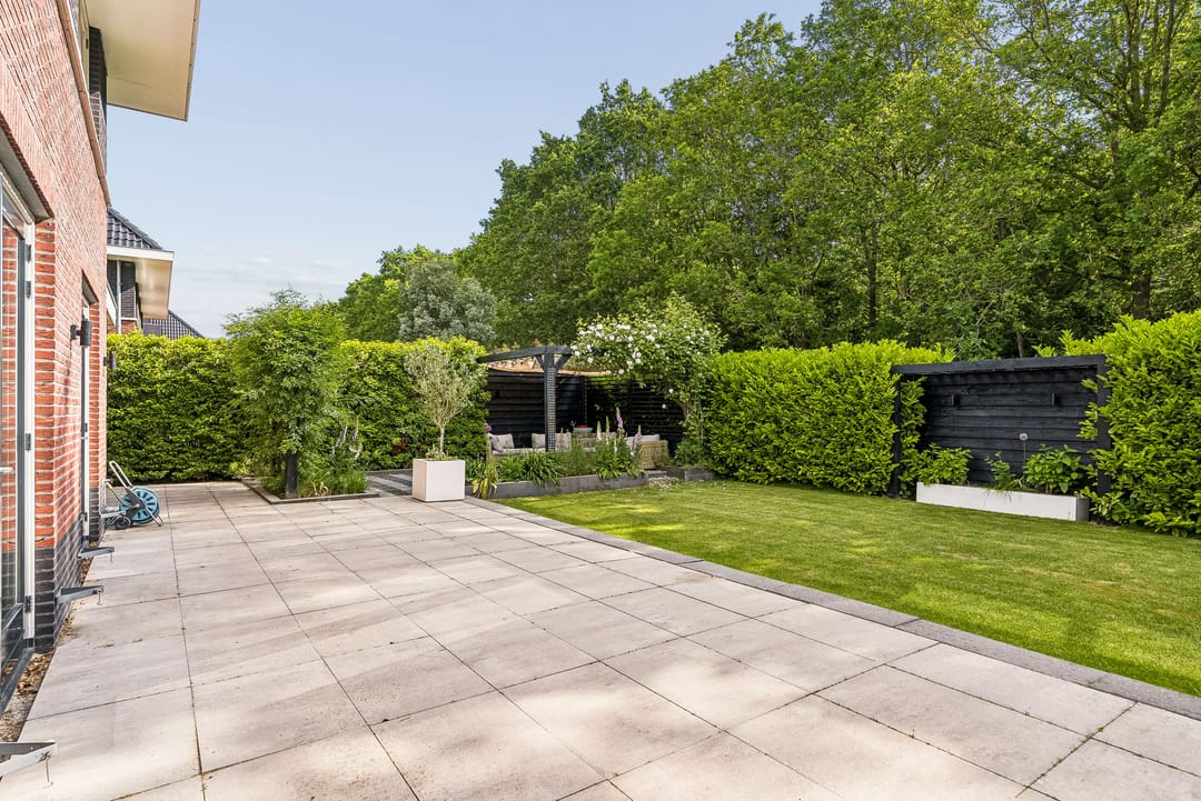Modern Detached Villa with Forest Views and Solar Panels in Lelystad — 38