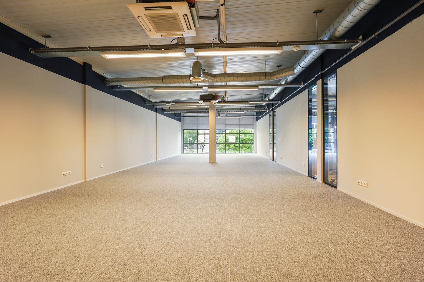 Bekijk foto 1 van Veemarktstraat 34