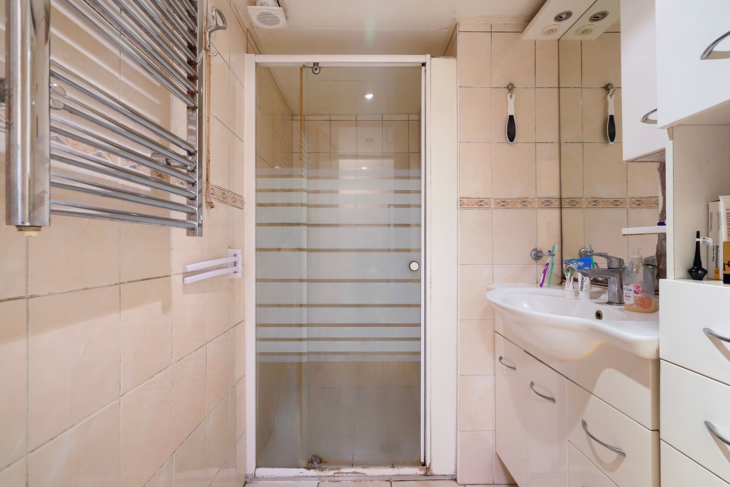 Apartment with Renovation Potential in Regentessekwartier, The Hague — 20