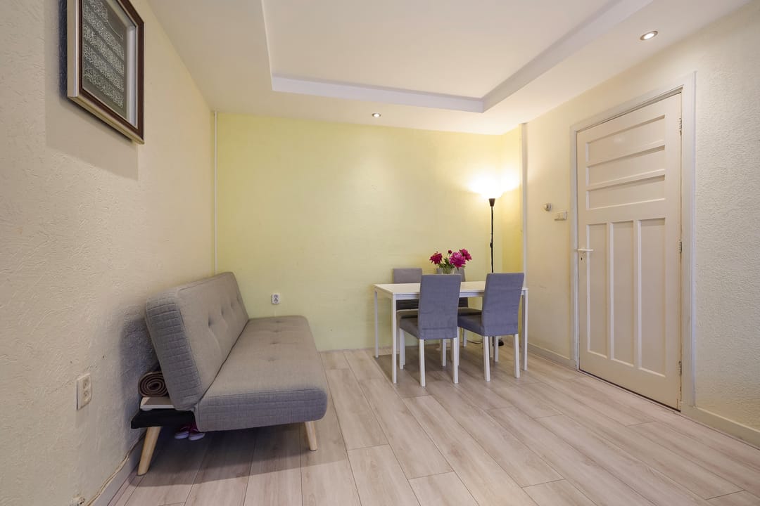 Apartment with Renovation Potential in Regentessekwartier, The Hague — 7