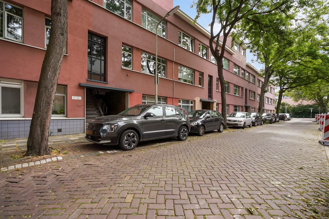 Apartment with Renovation Potential in Regentessekwartier, The Hague — 26